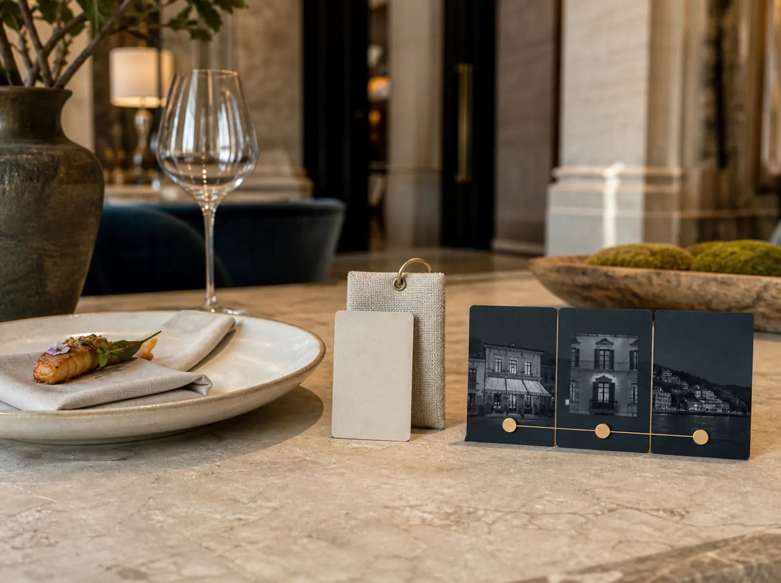 Restaurant-, Hotel- und Standortmotive als gemeinsames Hospitality-Portfolio